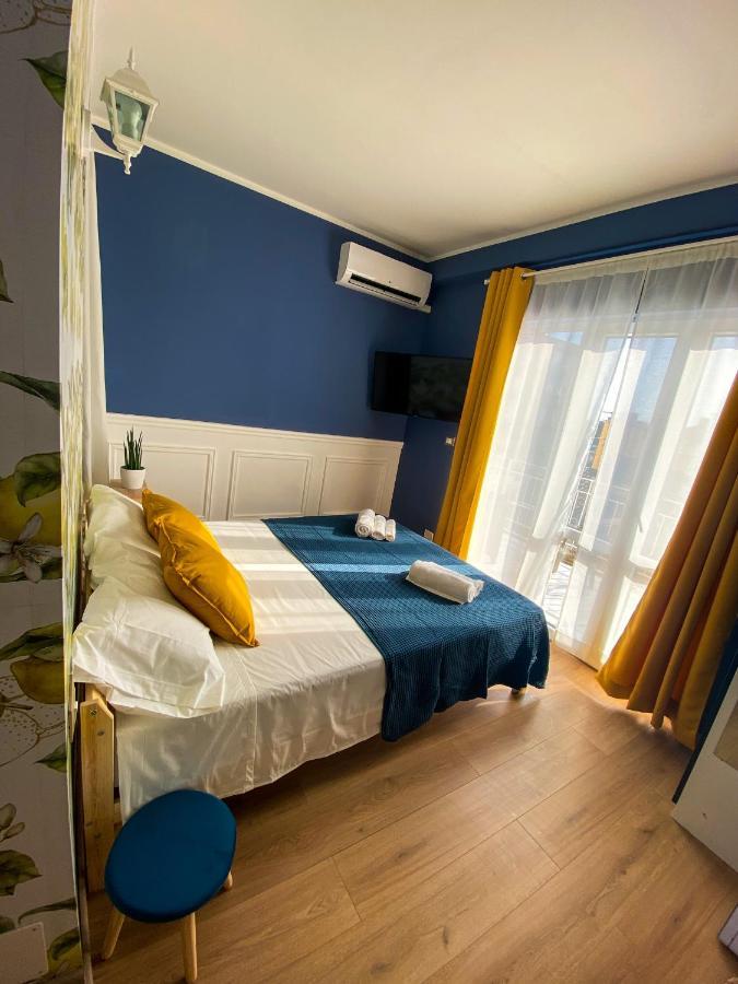 Bed and Breakfast Finestra Sulla Sicilia à Catane Extérieur photo